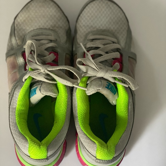 Nike dual fusion ST2 women’s running shoe size 9 - Picture 6 of 10